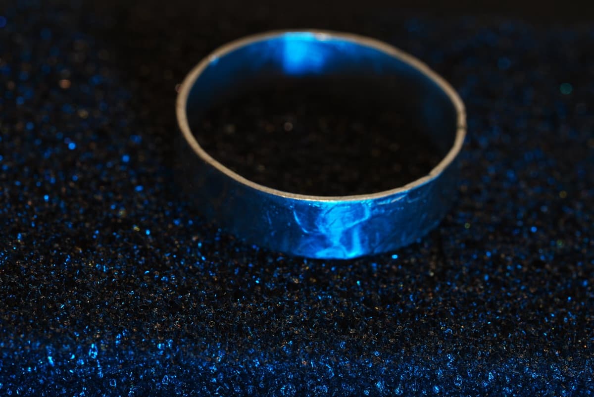 Gold-edged finish